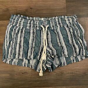 Roxy Shorts